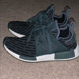 Women’s 7.5 adidas NMD’s barely worn